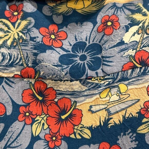 Disney Men's Floral Hawaiian button up Shirt Mickey Donald. &  Pluto - Picture 8 of 14